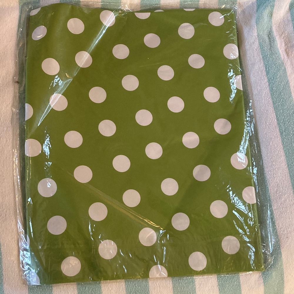 Polka Dot Green Tablecloth vinyl